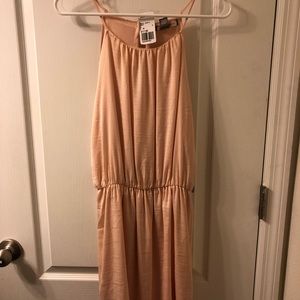 NWT! 🆕 Midi Forever 21 Peach 🍑 colored dress